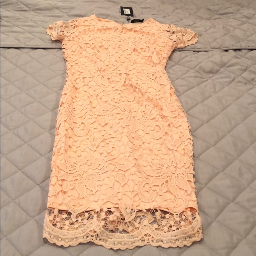 Woman’s Midi dress. Size US8. NWT. Never worn.